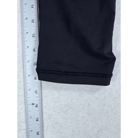 Lululemon Black High Rise Crop Leggings Ruched Back Mesh Pockets Size 6 - Picture 4 of 7